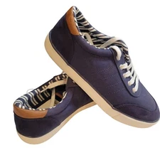 Club Room Cameron Sneaker Navy Cotton Canvas Men's. Size 8M. New Without Box