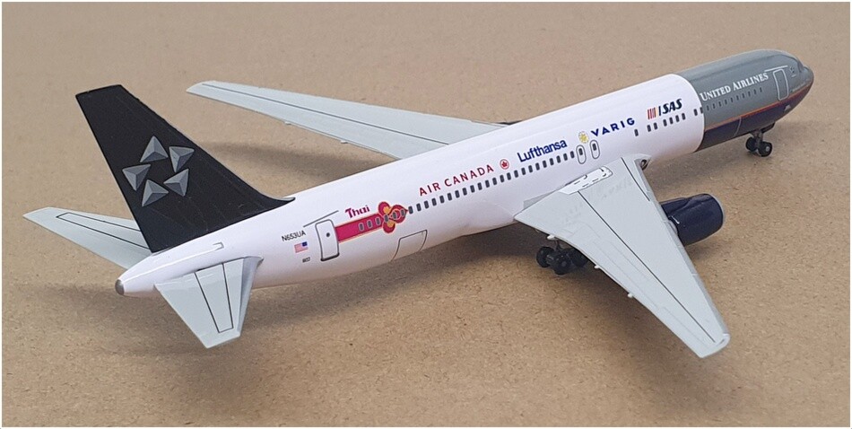 Dragon Wings 1/400 Scale 55436 - Boeing 767-322 Aircraft United