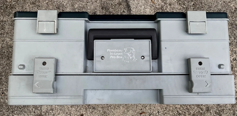 Caja de aparejos Flambeau Tri-Level Pro de colección de plástico duro Foto 2 de 4