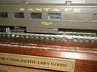 H O Santa Fe Diner Passenber Car.STD.1470 . Athearn . New in Box . Lights — photo 4