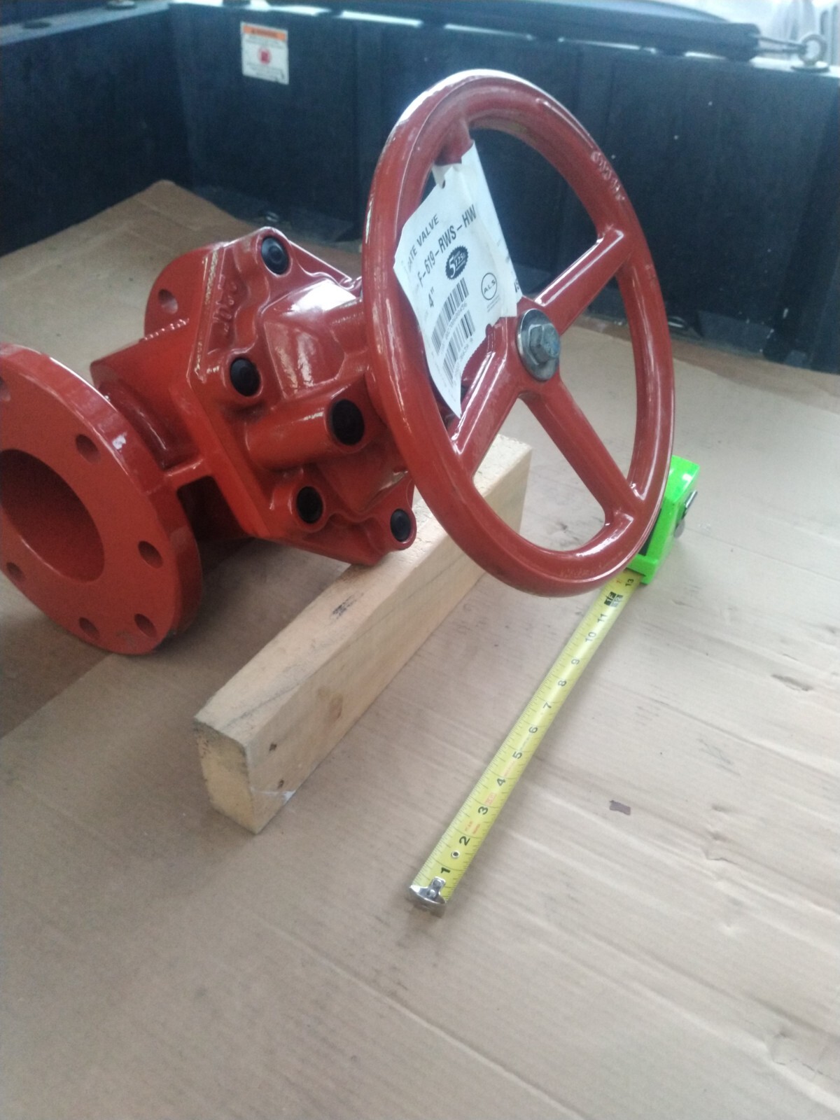 1) **New** "Nibco" F-619-RWS-HW, Gate Valve, Class 125, 4" Flange. **Cheap**