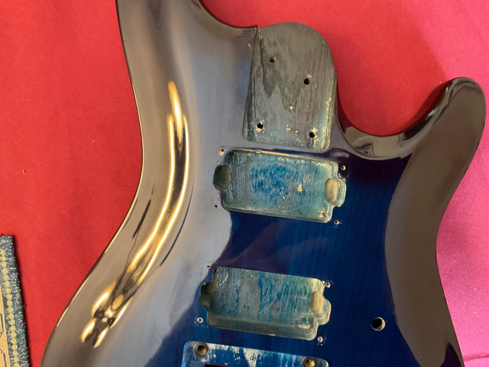 Super Strat Swamp Ash Floyd Rose & humbucker route with cavity covers