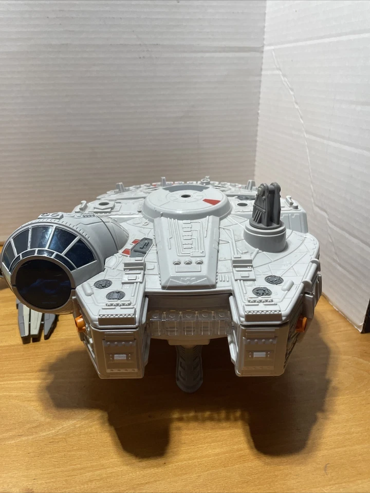 Lote Star Wars - Inclui Millennium Falcon 2001 - Imagem 2 de 4