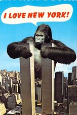 I LOVE NEW YORK Gorilla hugs World Trade Center 1980s Mint Postcard 4x6 C39