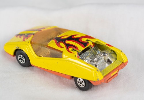 1973 MATCHBOX Superfast DATSUN 126X No.33 Lesney YELLOW with flames - Picture 2 of 4