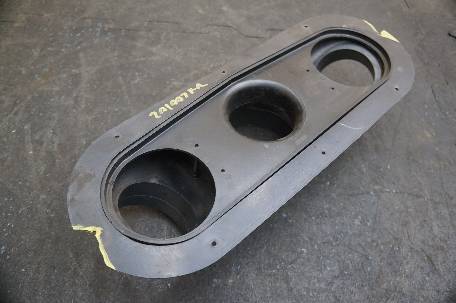 Heater AC Dash Panel Center Distributor Duct 20142709 Ferrari 328 308 512 *Note