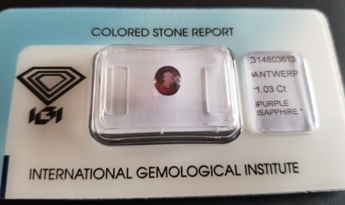 IGI Certified 1.03 carat Natural Reddish Purple Transparent Oval Cut Sapphire - Picture 9 of 11