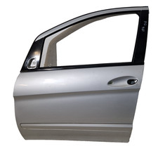 B12* Mercedes Benz B Klasse W245 vorne links  silber  Farbcode 761
