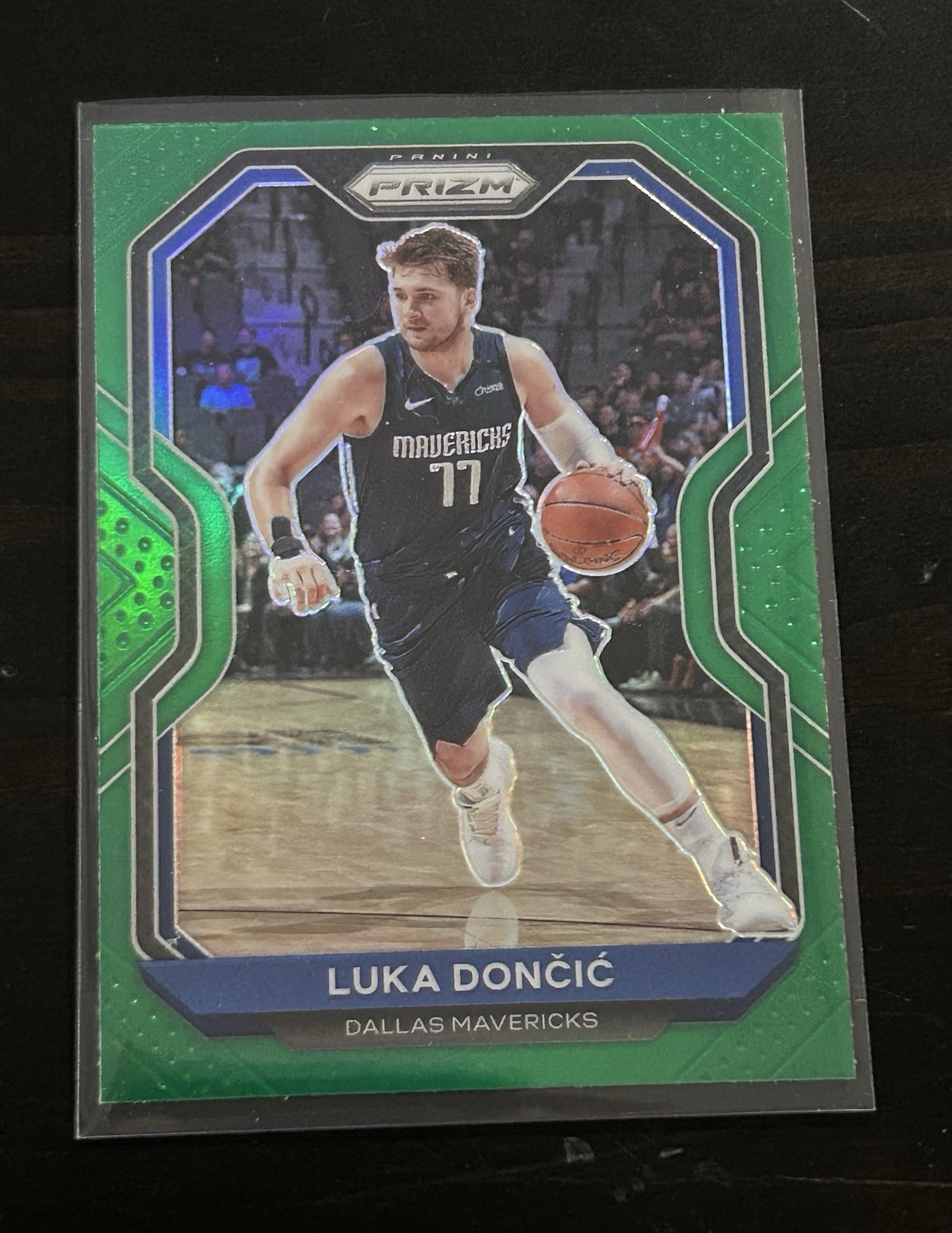 2020-21 Panini Prizm Luka Doncic Green Prizm HOLO #32 Dallas Mavericks