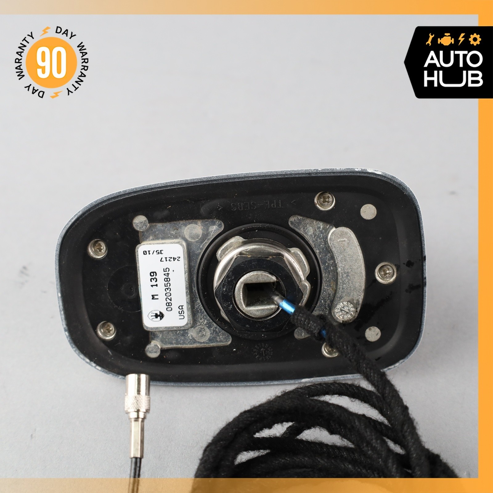 08-18 Maserati GranTurismo M145 Top Roof Shark Fin Antenna GPS Radio OEM 45k