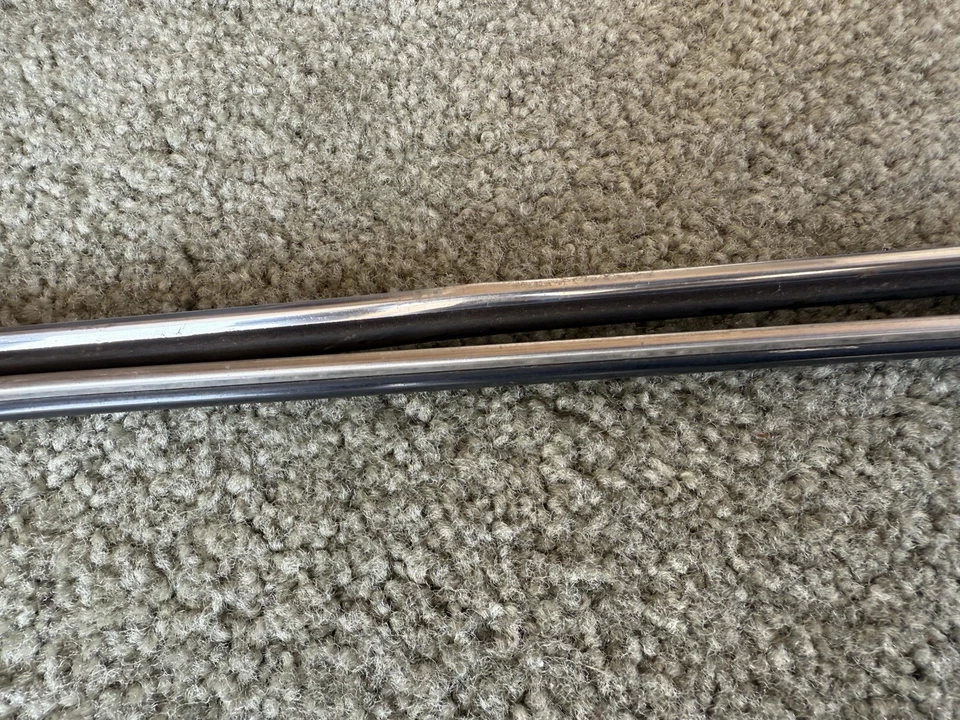 Par de molduras de molduras de puerta delantera Volvo 240 1979-1985, izquierda y derecha rara Foto 3 de 4