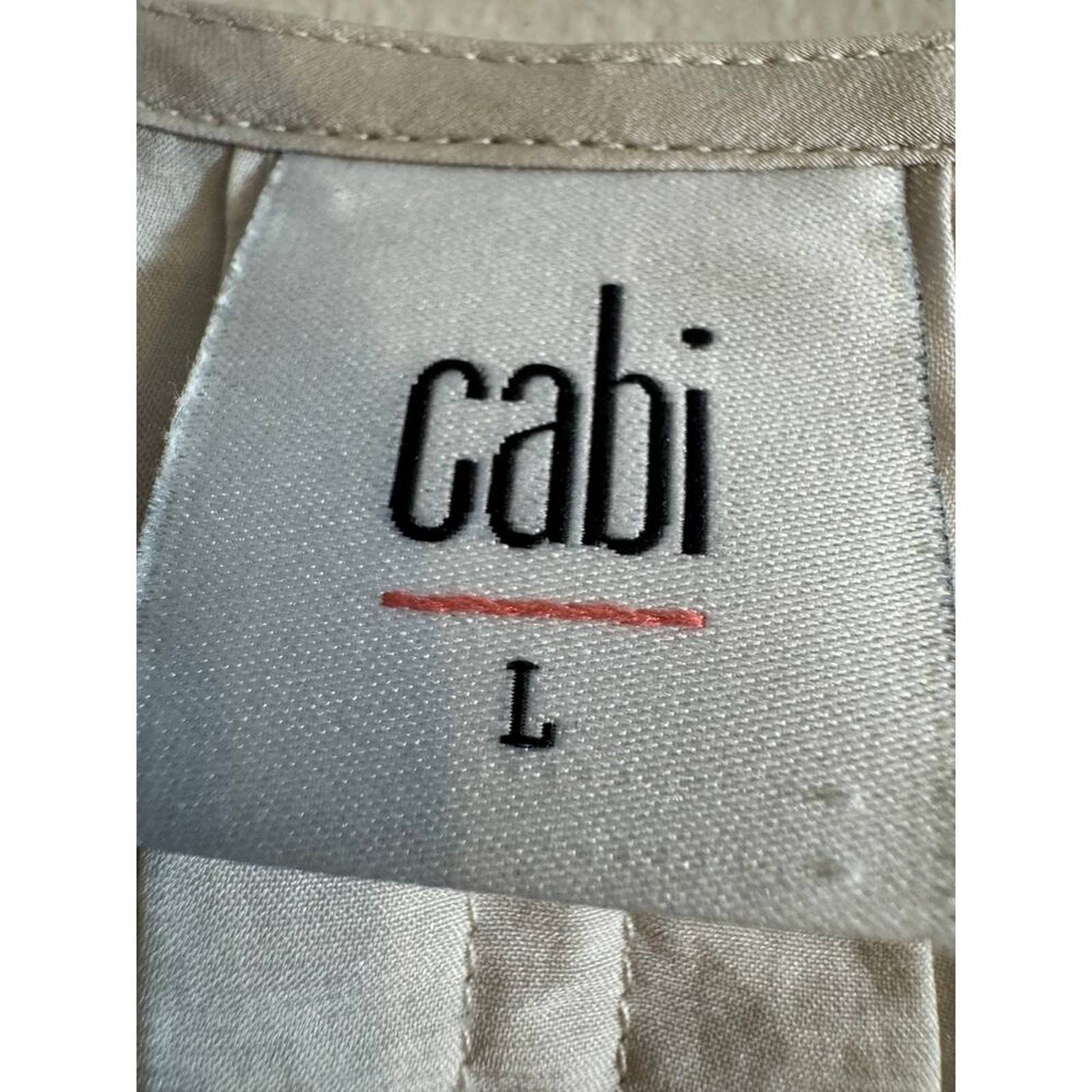 Cabi Classic blouse off white long sleeve ruffle cuff v neck tunic popover  Sz L