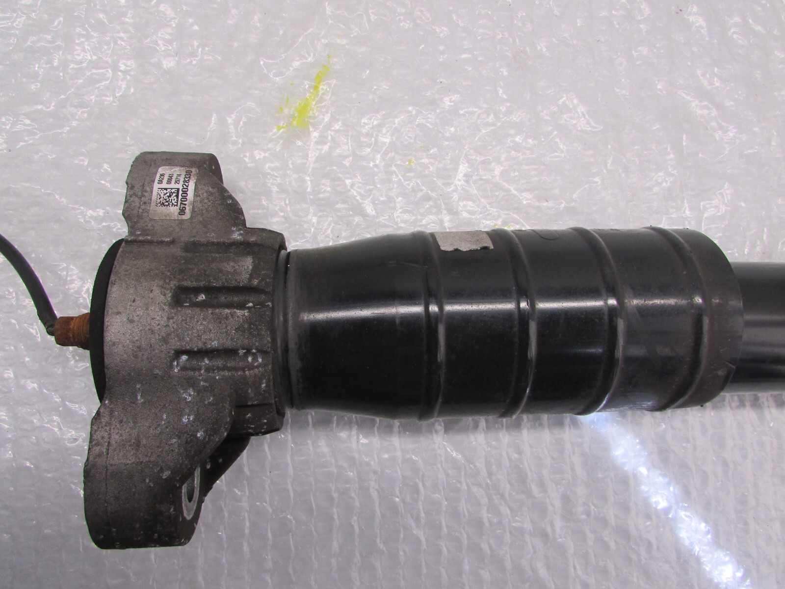 2014-2017MASERATI QUATTROPORTE LEFT OR RIGHT REAR  AIR SHOCK STRUT ABSORBER OEM
