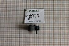 مقتنيات Mitchell Cliquet