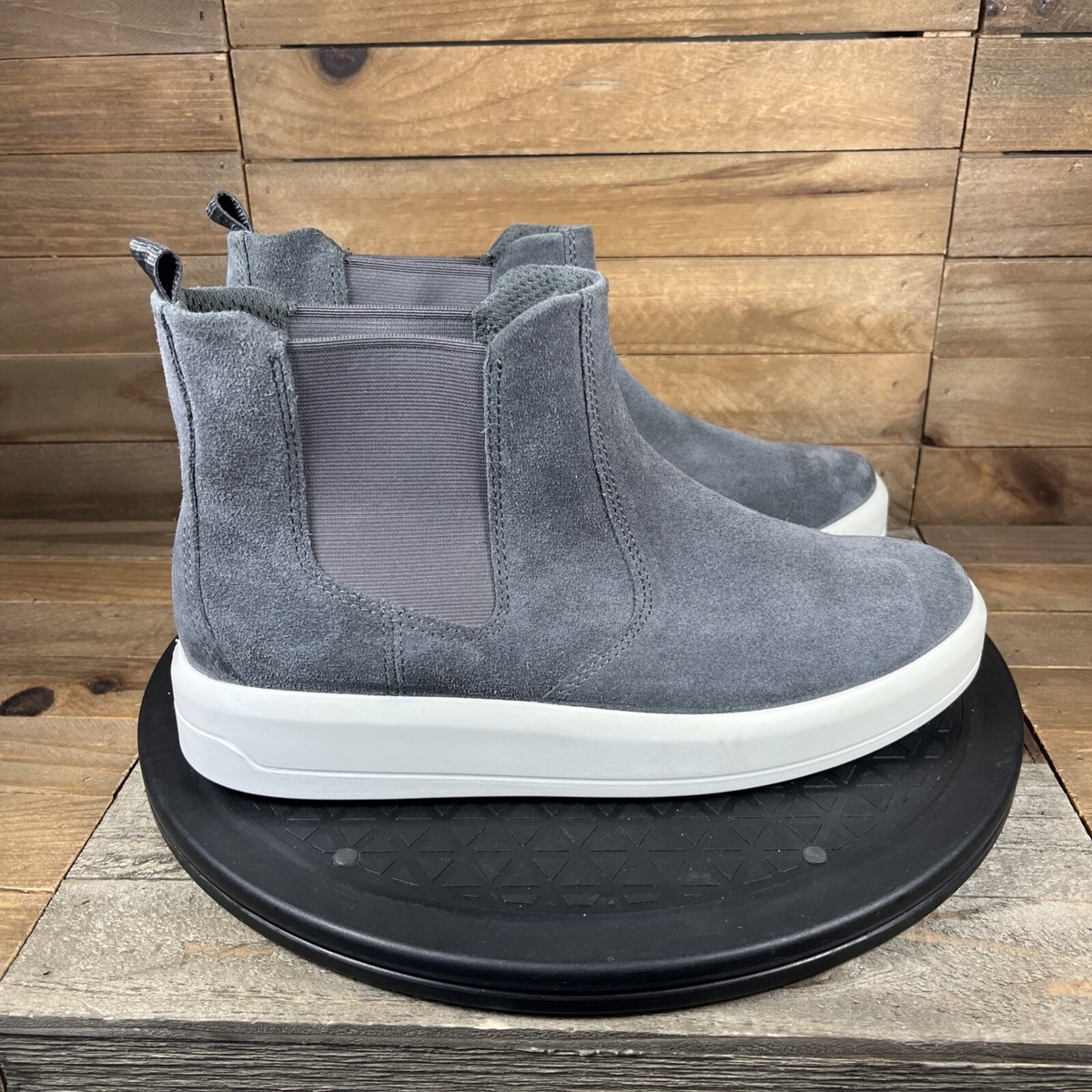 ECCO Gray Suede Chelsea Boots Size 9 ECCO Soft 9 Chelsea Suede Boots Bootie Grey Womens Size 41  main image 2
