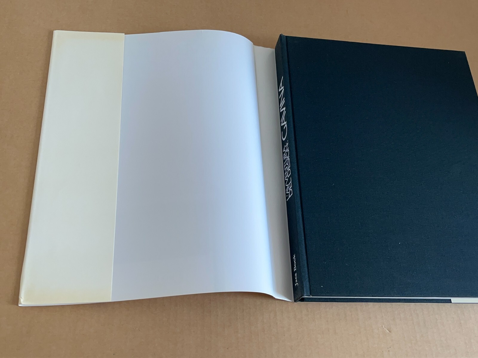 Virgilio Vercelloni - L'AVVENTURA DEL DESIGN: DINO GAVINA - Jaca Book 1987