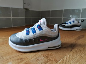 nike trainers size 4.5