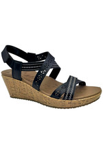 Skechers Beverlee Vegan Embroidered Wedges Delicate Glow Black