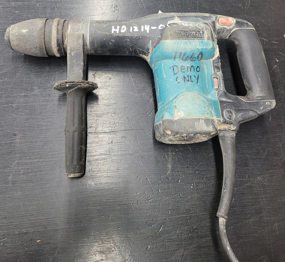 USED Makita HM0860C Industrial Concrete Demolition SDS