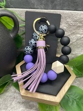 7" Handmade Silicone Wood Bead Leather Tassel Keychain Paw Purse Wristlet B2558