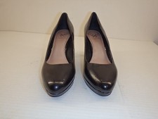 Vince Camuto Womens Heels Patent Leather Size 7.5 Black