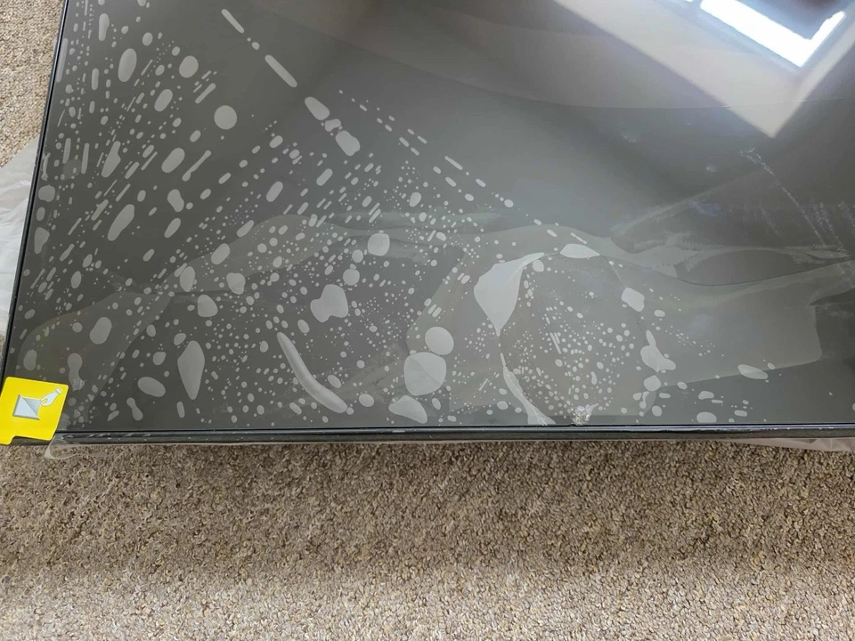 TV spares only. Not powered on as screen damaged.Toshiba 50”UV2F53DBU 4K - Image 2 of 4