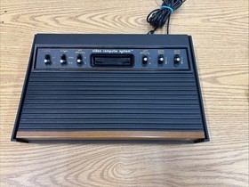 Atari 2600 System With Hookups & One Controller + Game ***Working