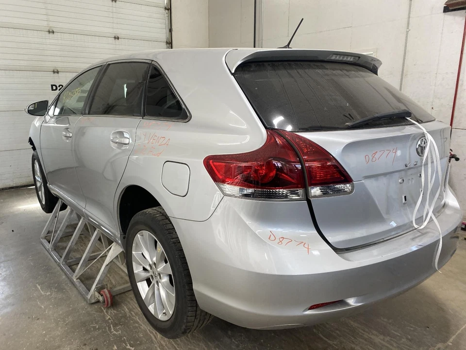 Used Front Right Seat Belt Front fits: 2014 Toyota Venza bucket passenger retrac Foto 4 de 4