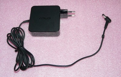 ASUS R556L Notebook Netzteil AD887020 19V  3,42A AC 1.5A/50-60Hz