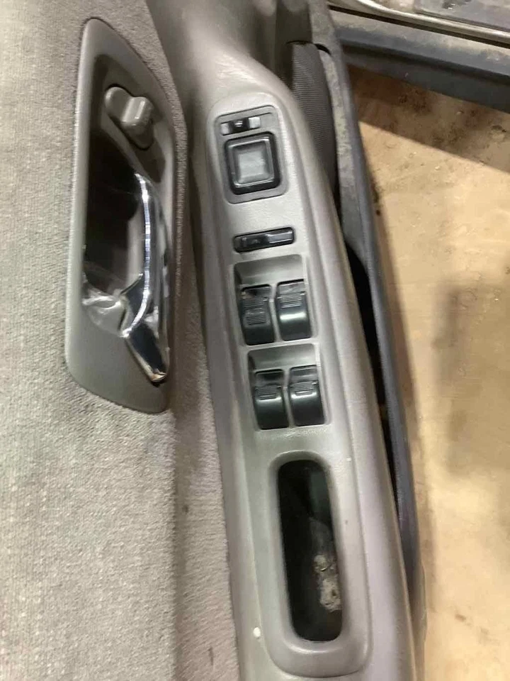 Used Deck Lid fits: 2002 Honda Accord Sdn w/o spoiler Grade A Foto 4 de 4