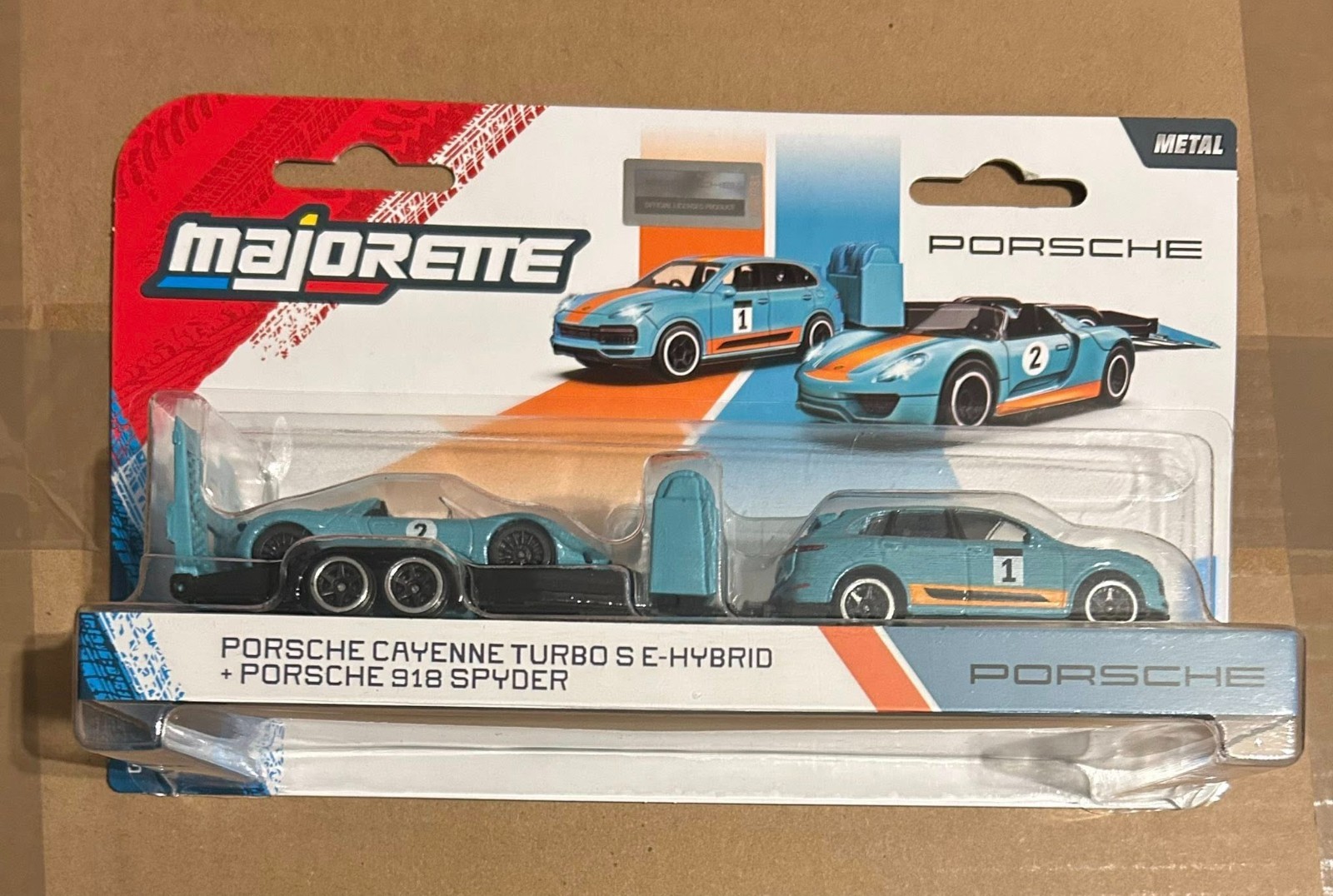 Majorette Porsche Motorsport Race Team Transport Cayenne Turbo S & 918 Spyder