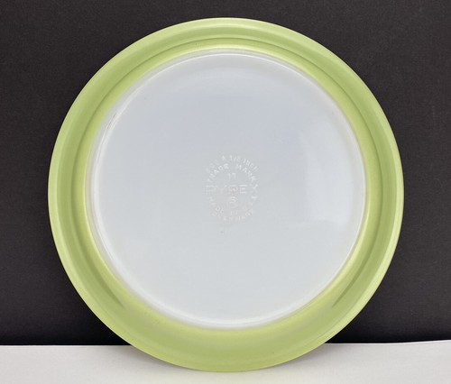 Vintage Pyrex Lime Green 8 1/2" Round Pie Plate Baking Dish #209 Ovenware - Picture 8 of 10