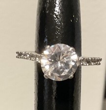 Beautiful SPARKLING Cubic Zirconia Engagement Ring Set In Sterling Silver Sz 7