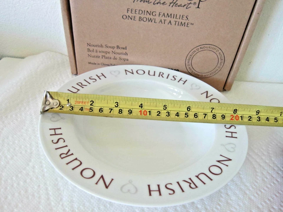 Pampered Chef 2014 Roundup From The Heart Nourish Soup Bowl #2949 Porcelain - Image 3 of 4