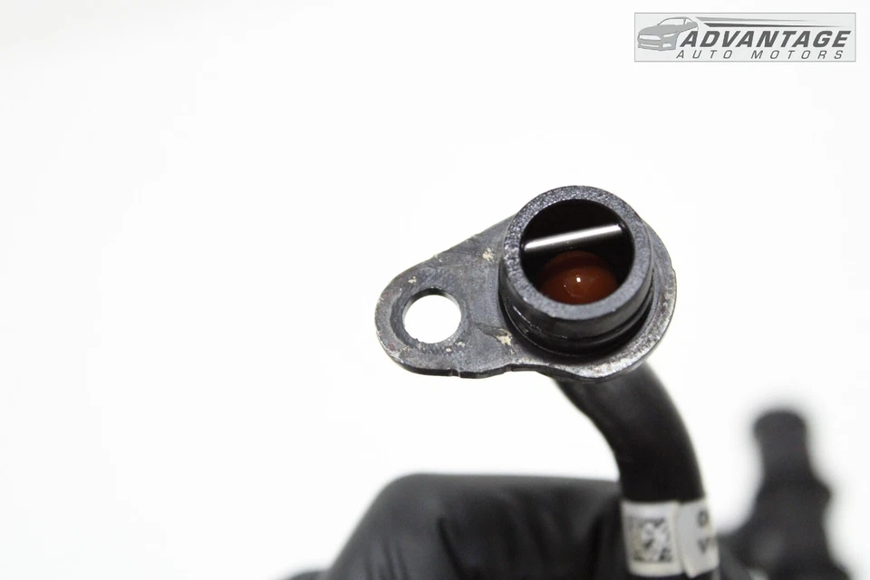 Volkswagen Golf Alltrack 2017-2019 1,8 L turbocompresor manguera de agua tubo OEM Foto 4 de 4