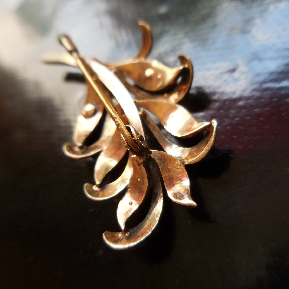Broche Vintage Plaquée Or - Estampillée GL - Bijou élégant Ancien Sans Défaut - Modèle 2939