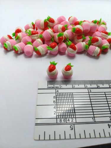 30X Barbie Dollhouse Miniature Food Mini Cupcake Strawberry Cream Cake Tiny Lot. - Picture 4 of 6