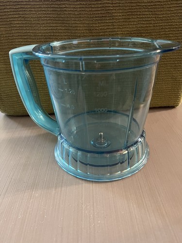 Ninja Storm QB751Q 40 Ounce Pitcher With Non Slip Base & Spindle Pin Blue - Picture 2 of 4