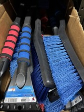 533 SnoWisp Deluxe 26 Snow Brush w Integrated...