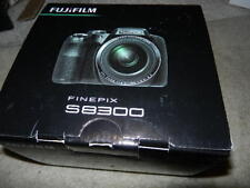 open Fujifilm FinePix s8300 16.2MP Digital Camera 42x fine pix fuji film s 8300