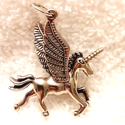 3 D Silver Tone Unicorn Pendant Necklace Girls Fantasy Magic Whimsy Fun No Chain