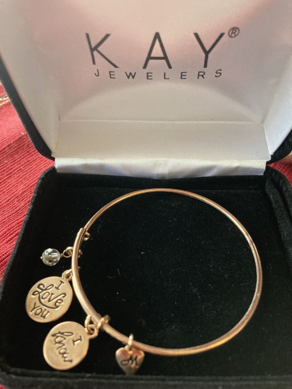 Kay Jewelers Star Wars “I Love You, I Know” charm bangle bracelet 14K rose gold
