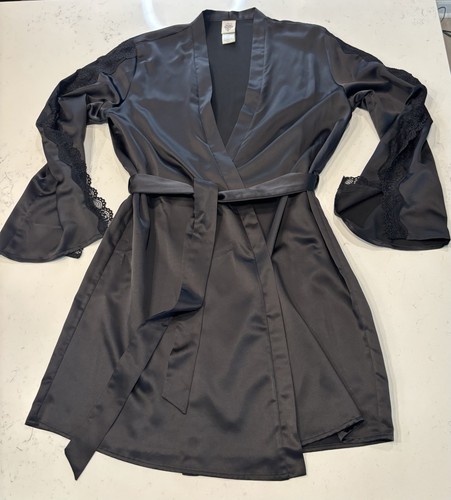 IN BLOOM by JONQUIL Damen Satin Morgenmantel Kimono XS/S Bindegürtel schwarz Loungewear - Bild 11 von 20
