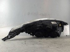 Feu avant (phare) Peugeot 208