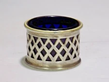 Silver Plated Salt Cellar w/Colbalt Blue Glass Liner Made in England