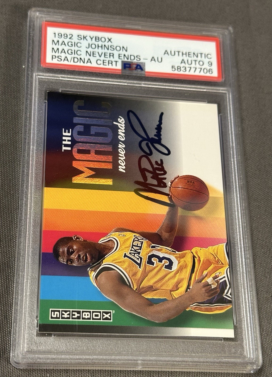 1992-93 Skybox - Magic Johnson Auto - Magic Never Ends - Auto PSA 9