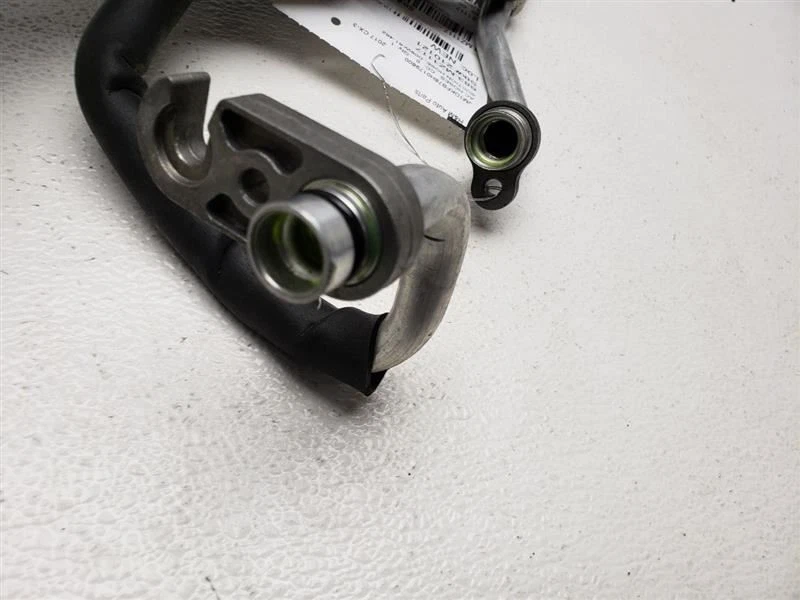Mazda CX-3 2016-2021 AC línea de manguera lateral baja de succión OEM D09W-61-462 Foto 3 de 4