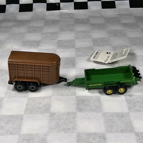 John Deere grün Maßstab 1:72 Ertl Miststreuer 1/72 Pferdeanhänger braun grün