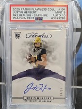 2020 Flawless Collegiate Justin Herbert Rookie Gem Signatures Sapphire /15 PSA 9
