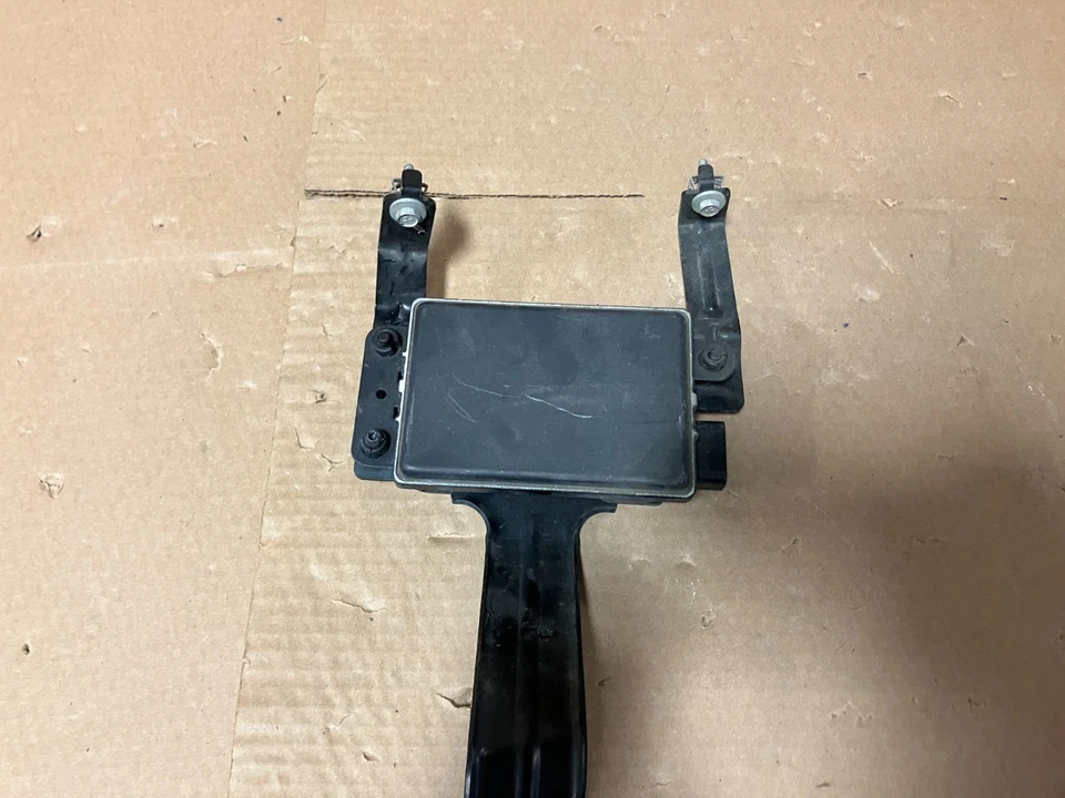 2015-2021 HYUNDAI TUCSON CRUISE CONTROL DISTANCE SENSOR MODULE OEM 3432A-0051TR - Imagem 3 de 4